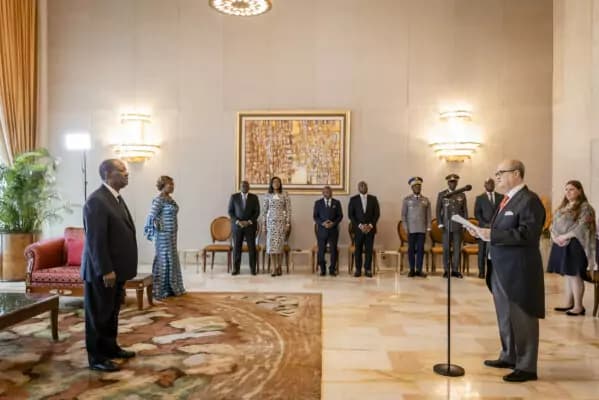 Côte d’Ivoire : six nouveaux ambassadeurs présentent leurs lettres de créance au Président Alassane Ouattara